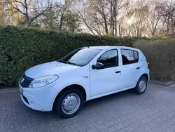 Weiß Gebraucht 2008 Dacia Sandero Kleinwagen | 2.200 € (Fairer Preis)
