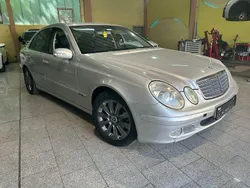 Silber Gebraucht 2003 Mercedes E200 Limousine | 2.990 € (Guter Preis)