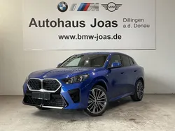 Blau Neu 2025 BMW X2 Performance SUV | 54.900 € (Etwas zu teuer)