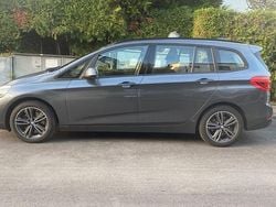 Grau Gebraucht 2022 BMW 220 Gran Tourer Sport Line Van / Kleinbus | 26.300 € (Fairer Preis)