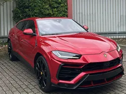 Rot Gebraucht 2022 Lamborghini Urus SUV | 279.000 € (Etwas zu teuer)