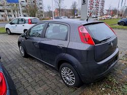Grau Gebraucht 2009 Fiat Punto Dynamic Limousine | 3.890 € (Teuer)