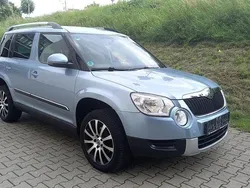 Blau Gebraucht 2013 Skoda Yeti Active SUV | 8.250 € (Teuer)