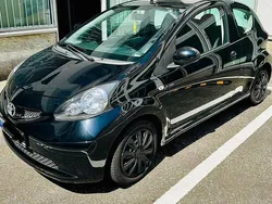 Schwarz Gebraucht 2008 Toyota Aygo Kleinwagen | 2.650 € (Etwas zu teuer)