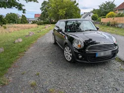Schwarz Gebraucht 2011 Mini ONE Kleinwagen | 6.450 € (Etwas zu teuer)