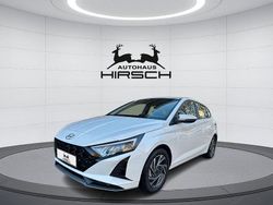Weiß Neu 2025 Hyundai i20 Trend Limousine | 22.990 € (Etwas zu teuer)