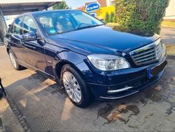 Blau Gebraucht 2010 Mercedes C180 Limousine | 5.400 €