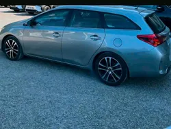 Grau Gebraucht 2014 Toyota Auris Touring Sports Kombi | 13.900 €