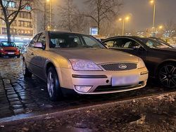 Silber Gebraucht 2004 Ford Mondeo Limousine | 850 € (Guter Preis)