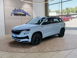 Moon weiß Neu 2025 Skoda Karoq SportLine SUV | 35.809 € (Fairer Preis)