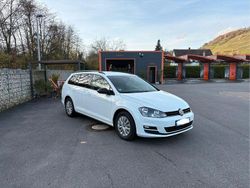 Weiß Gebraucht 2016 VW Golf VII Comfortline Kombi | 11.000 € (Fairer Preis)