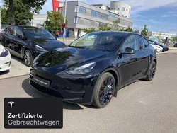 Schwarz Gebraucht 2022 Tesla Model Y Performance SUV | 41.400 € (Etwas zu teuer)