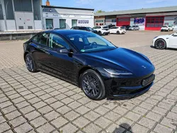 Schwarz Gebraucht 2024 Tesla Model 3 Limousine | 36.970 € (Guter Preis)