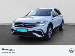 Weiß Gebraucht 2024 VW Tiguan Allspace Life SUV | 31.210 € (Guter Preis)