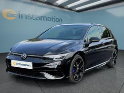 Schwarz Gebraucht 2024 VW Golf VIII R Kleinwagen | 38.999 € (Superpreis)