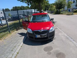 Rot Gebraucht 2009 Skoda Fabia Cool Edition Kleinwagen | 2.599 € (Fairer Preis)