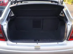 Silber Gebraucht 2003 Opel Astra Limousine | 1.500 € (Fairer Preis)