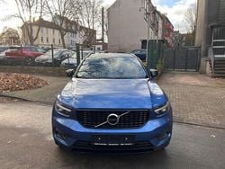 Blau Gebraucht 2018 Volvo XC40 R-Design SUV | 20.450 € (Fairer Preis)