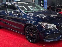Blau Gebraucht 2019 Mercedes CLA220 Shooting Brake AMG Kombi | 16.999 € (Guter Preis)