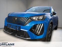 Blau Gebraucht 2023 Peugeot 2008 Allure SUV | 21.390 € (Fairer Preis)