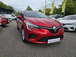 Rot Gebraucht 2020 Renault Clio V Limousine | 11.888 € (Guter Preis)