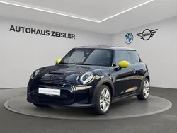 Mini yours enigmatic black Gebraucht 2023 Mini Cooper SE Hatch Kleinwagen | 21.310 € (Fairer Preis)
