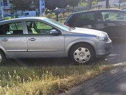 Grau Gebraucht 2006 Opel Astra Edition Limousine | 1.950 € (Guter Preis)