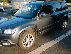 Grau Gebraucht 2016 Skoda Yeti SUV | 8.500 € (Teuer)