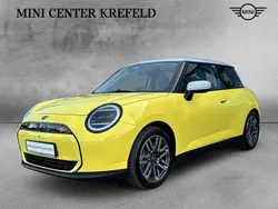 Gelb Gebraucht 2024 Mini Cooper SE Classic Kleinwagen | 35.615 € (Teuer)