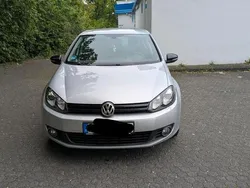 Silber Gebraucht 2012 VW Golf VI Limousine | 7.500 € (Fairer Preis)
