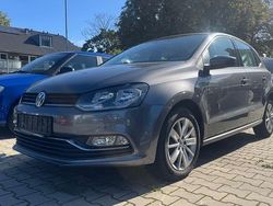 Grau Gebraucht 2014 VW Polo Highline Limousine | 8.450 € (Fairer Preis)