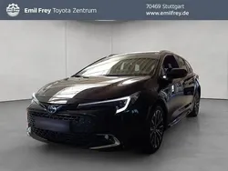 Dark blue metallic Gebraucht 2024 Toyota Corolla Team Kombi | 29.860 € (Fairer Preis)