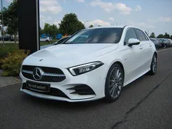 Weiß Gebraucht 2022 Mercedes A200 AMG Limousine | 26.990 € (Fairer Preis)