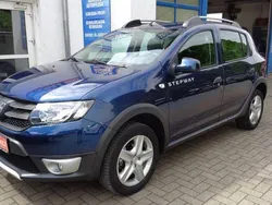 Blau Gebraucht 2016 Dacia Sandero Prestige Kleinwagen | 9.250 € (Etwas zu teuer)