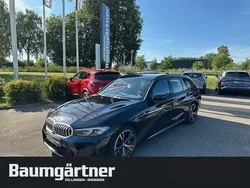 Schwarz Gebraucht 2024 BMW 330 M Sport Kombi | 40.850 € (Guter Preis)