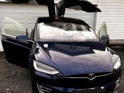 Blau Gebraucht 2017 Tesla Model X SUV | 18.800 € (Superpreis)