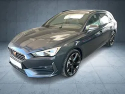 Grau Gebraucht 2024 Cupra Leon Limousine | 28.476 € (Guter Preis)