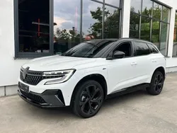 Weiss qnc+schwarz gne Gebraucht 2023 Renault Austral Iconic Esprit Alpine SUV | 33.900 € (Fairer Preis)