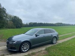 Grau Gebraucht 2019 Audi A4 Sport Kombi | 21.200 € (Etwas zu teuer)