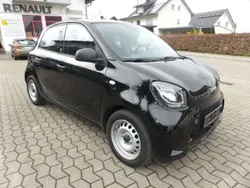 Schwarz Gebraucht 2022 Smart ForFour Electric Drive Kleinwagen | 9.290 € (Fairer Preis)