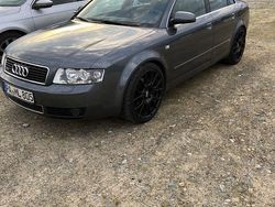 Grau Gebraucht 2002 Audi A4 Sport Limousine | 9.899 €