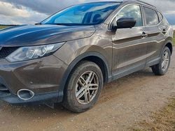 Braun Gebraucht 2017 Nissan Qashqai N-Vision SUV | 12.490 € (Guter Preis)