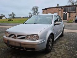 Silber Gebraucht 1999 VW Golf Limousine | 2.400 € (Fairer Preis)