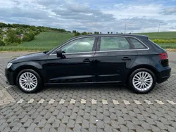 Schwarz Gebraucht 2016 Audi A3 Sportback Ambiente Limousine | 12.600 € (Guter Preis)