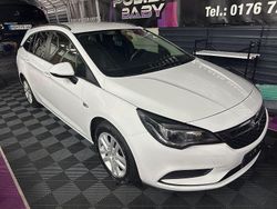 Weiß Gebraucht 2018 Opel Astra Edition Kombi | 8.700 € (Fairer Preis)