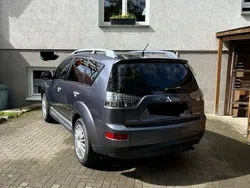 Grau Gebraucht 2009 Mitsubishi Outlander SUV | 4.900 € (Guter Preis)