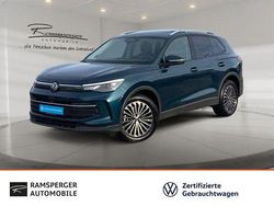 Blau (nightshade blue metallic) Gebraucht 2024 VW Tiguan Life SUV | 38.490 € (Teuer)