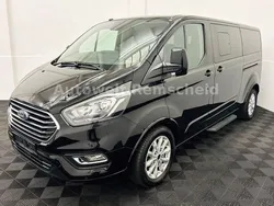 Schwarz Gebraucht 2019 Ford Tourneo Custom Titanium Van / Kleinbus | 29.999 € (Guter Preis)