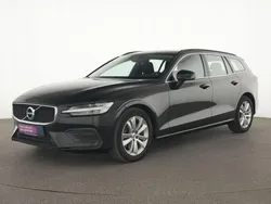 Schwarz Gebraucht 2022 Volvo V60 Momentum Kombi | 30.667 € (Fairer Preis)