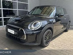 Midnight black metallic Gebraucht 2022 Mini Cooper Coupé Classic Coupé | 17.990 € (Fairer Preis)